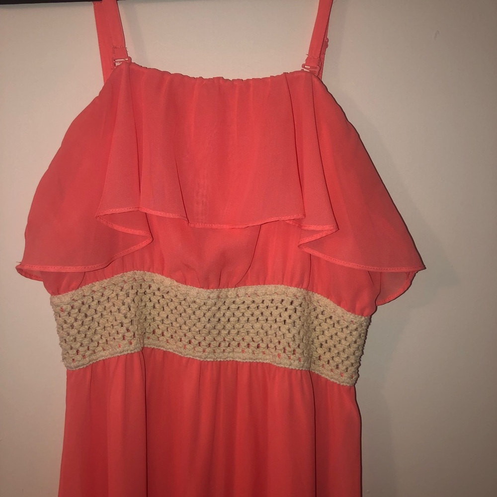 Dress - Picture 3 of 4